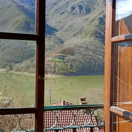 La Casa De - Estudios Y Boutique